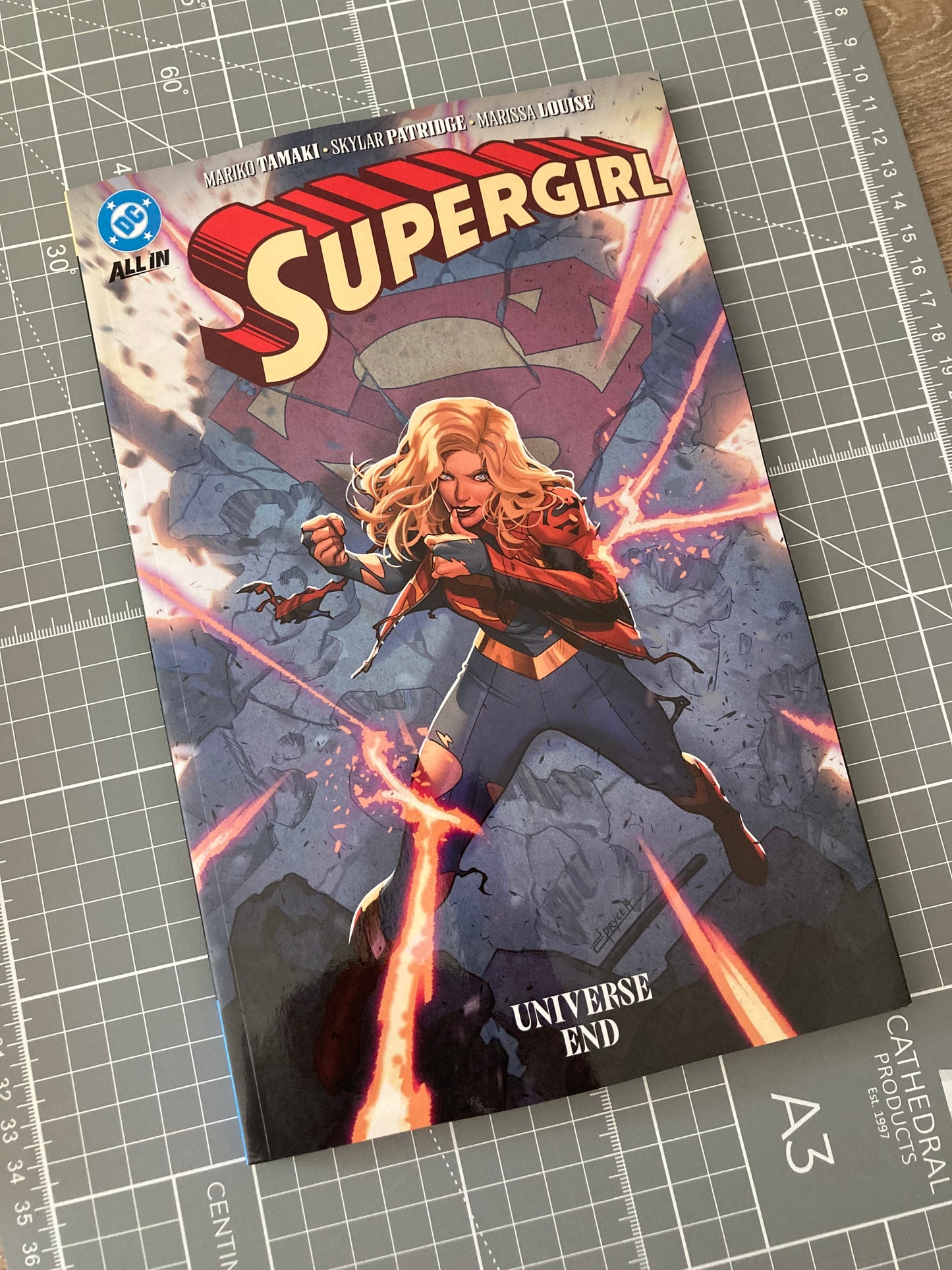 Supergirl Universe Ends TPB (NEW!)
