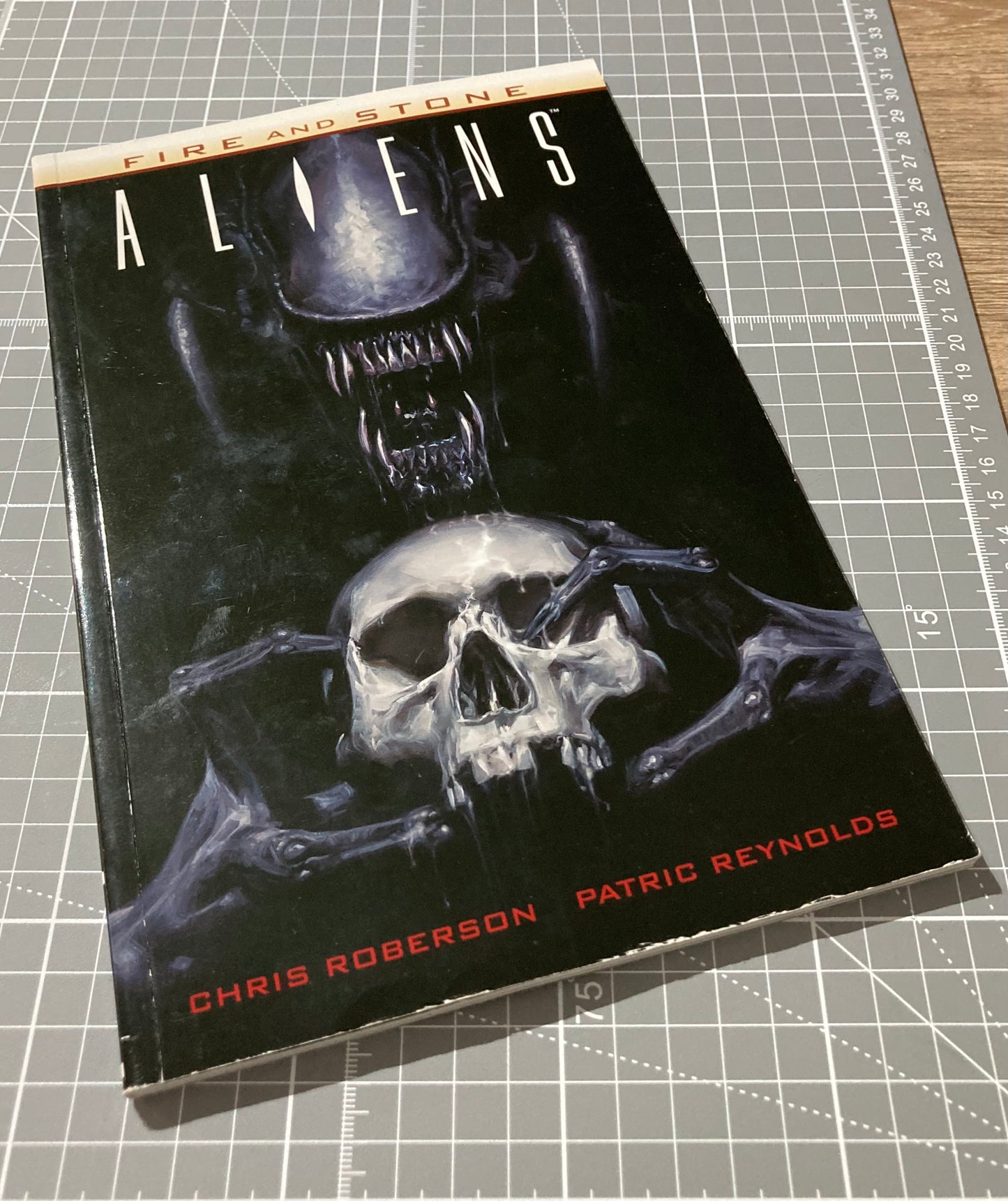 Aliens: Fire and Stone TPB