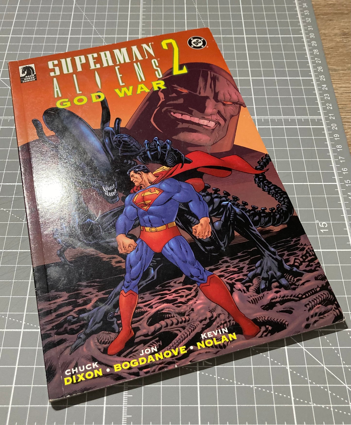 Superman/Aliens II: God War TPB