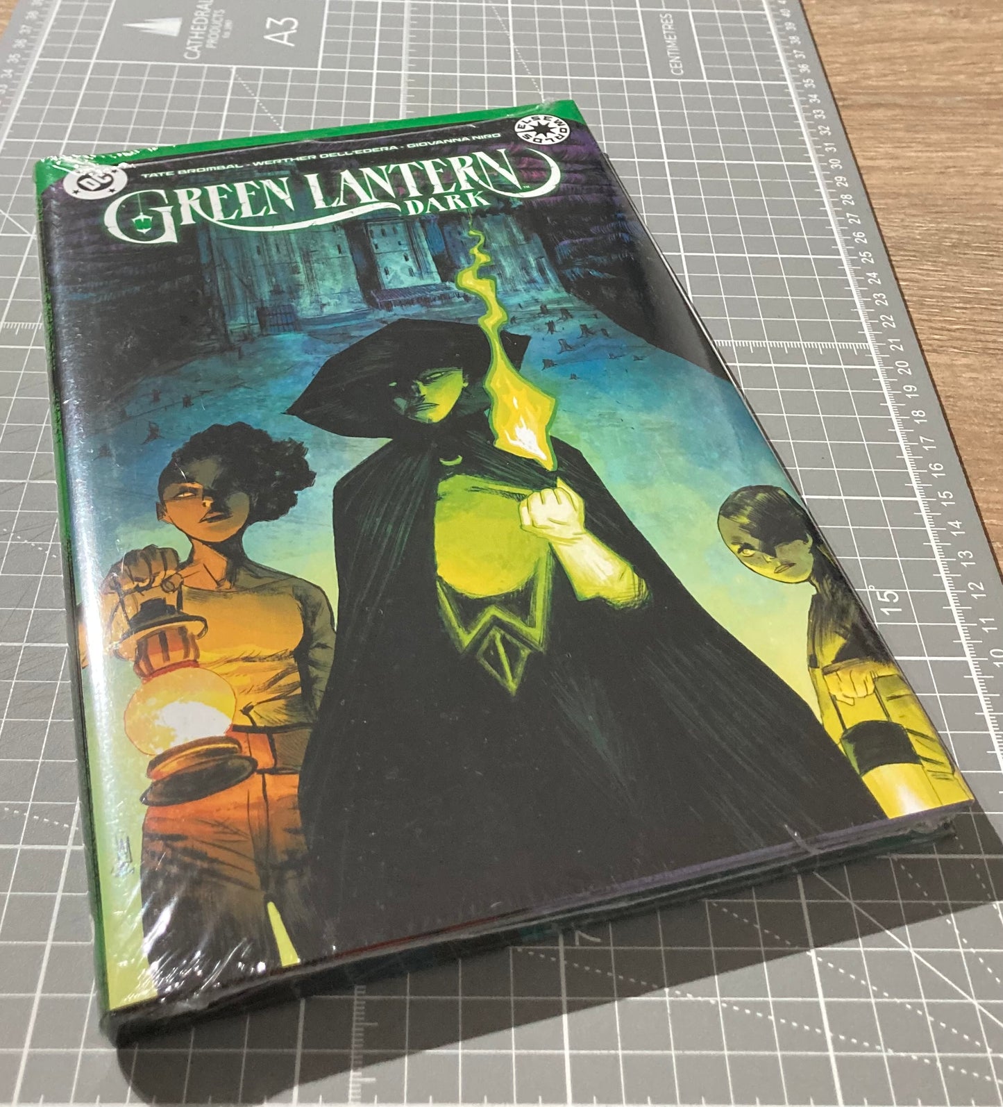 Green Lantern: Dark HC