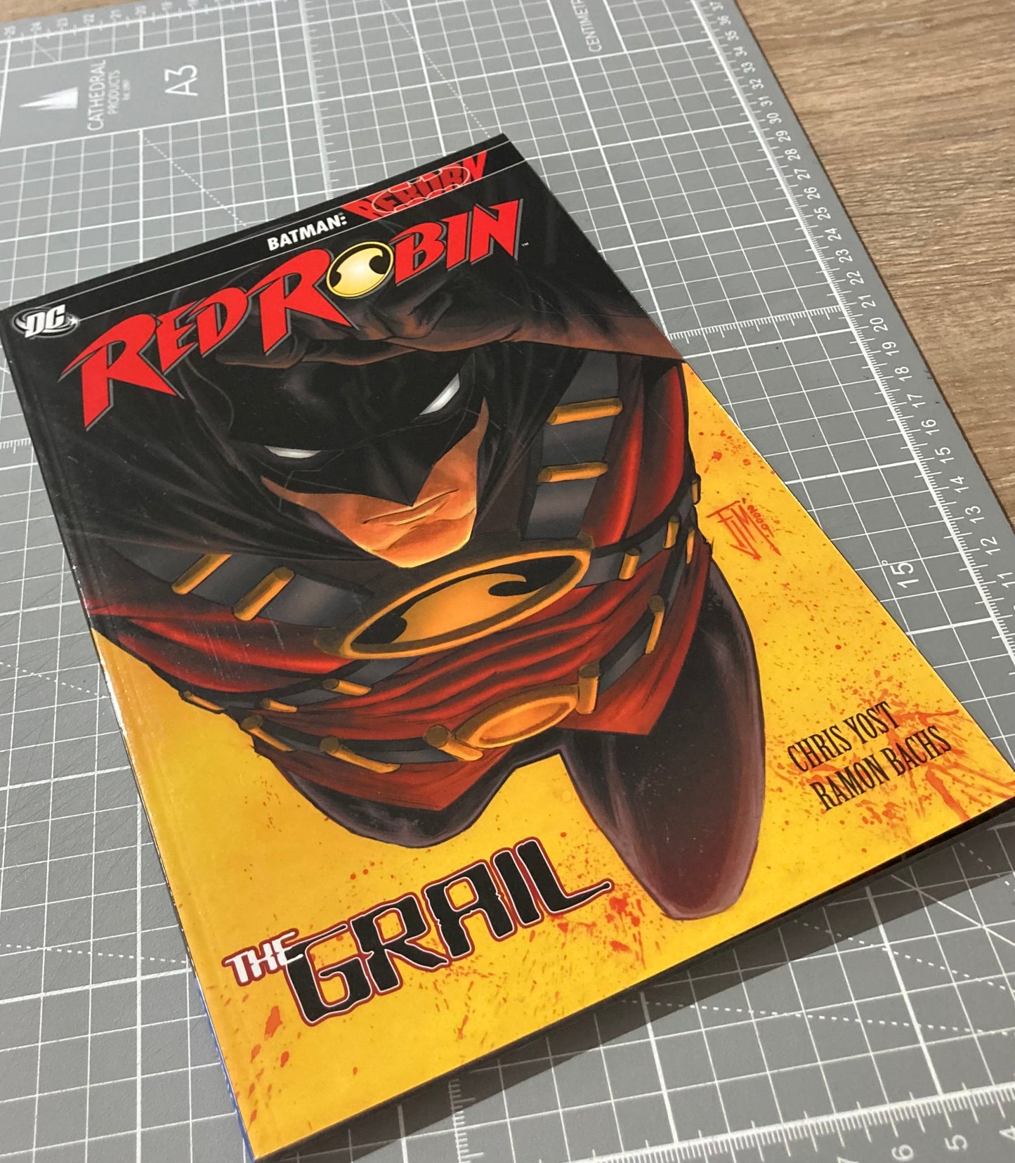 Red Robin: The Grail TPB