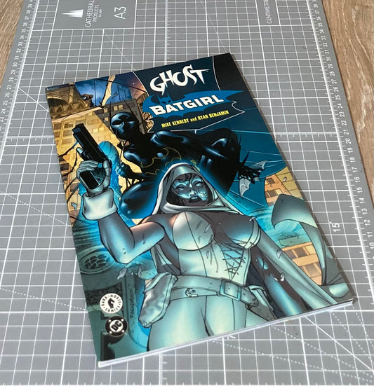Ghost/Batgirl: the Resurrection Machine TPB