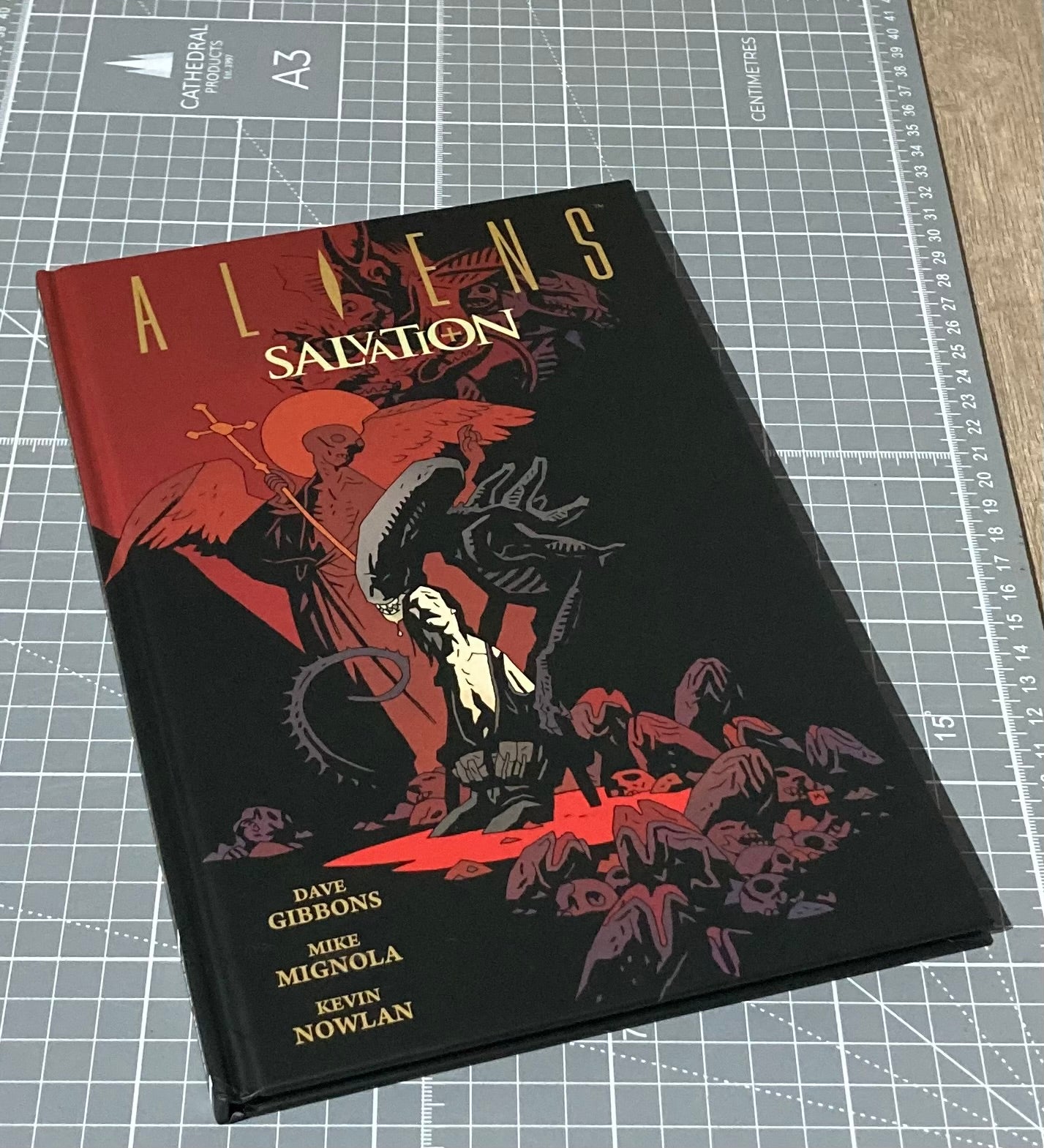 Aliens: Salvation Hardcover
