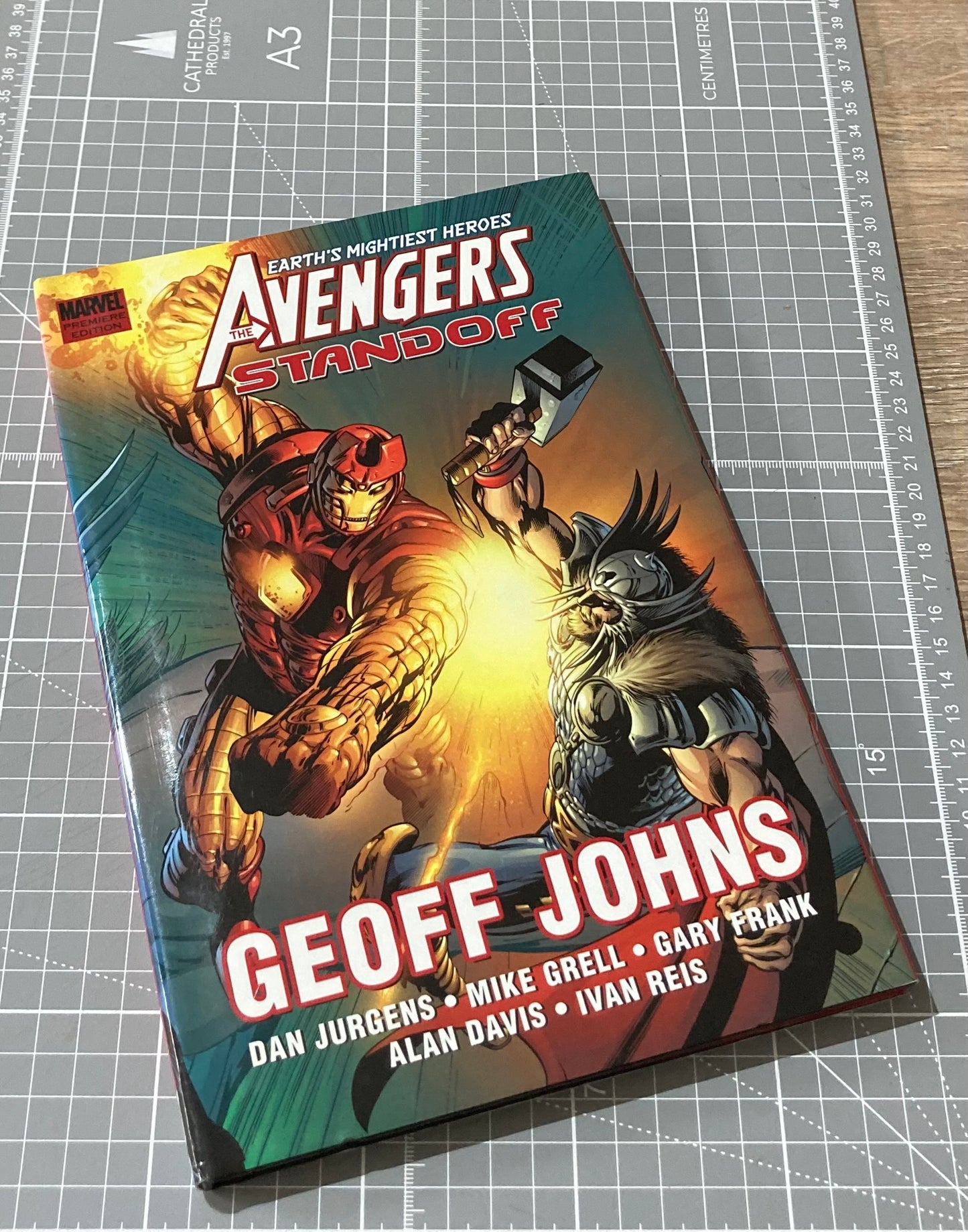 Avengers: Standoff Premiere HC