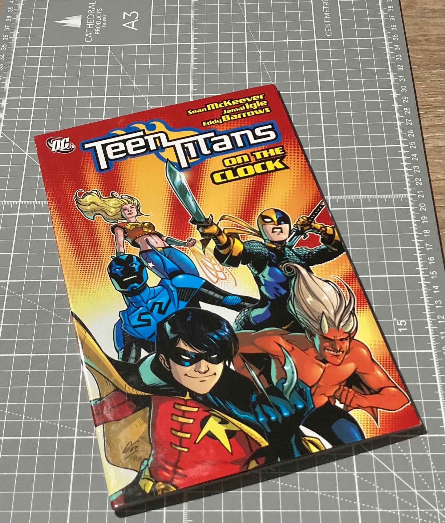 Teen Titans Vol. 9: On The Clock TPB