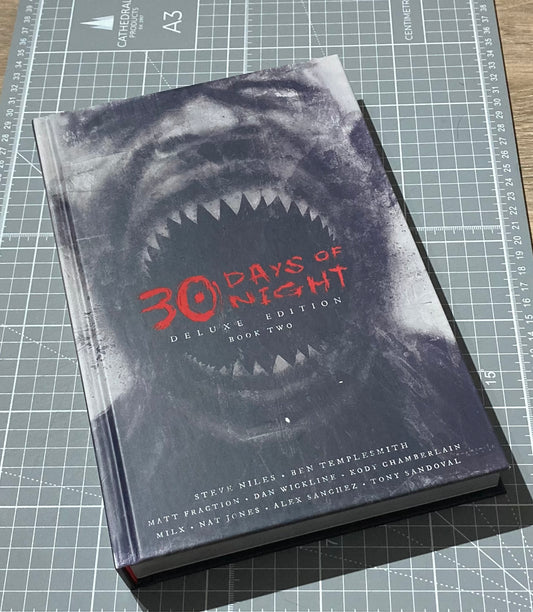 30 Days of Night Deluxe Edition: Book Two HC