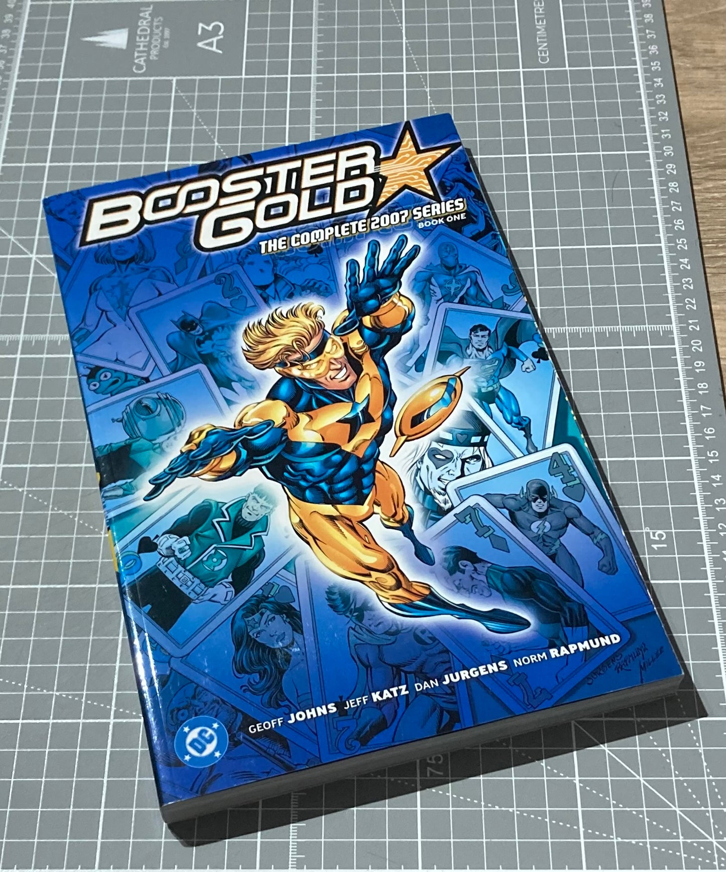Booster Gold: The Complete 2007 Series Book One TPB