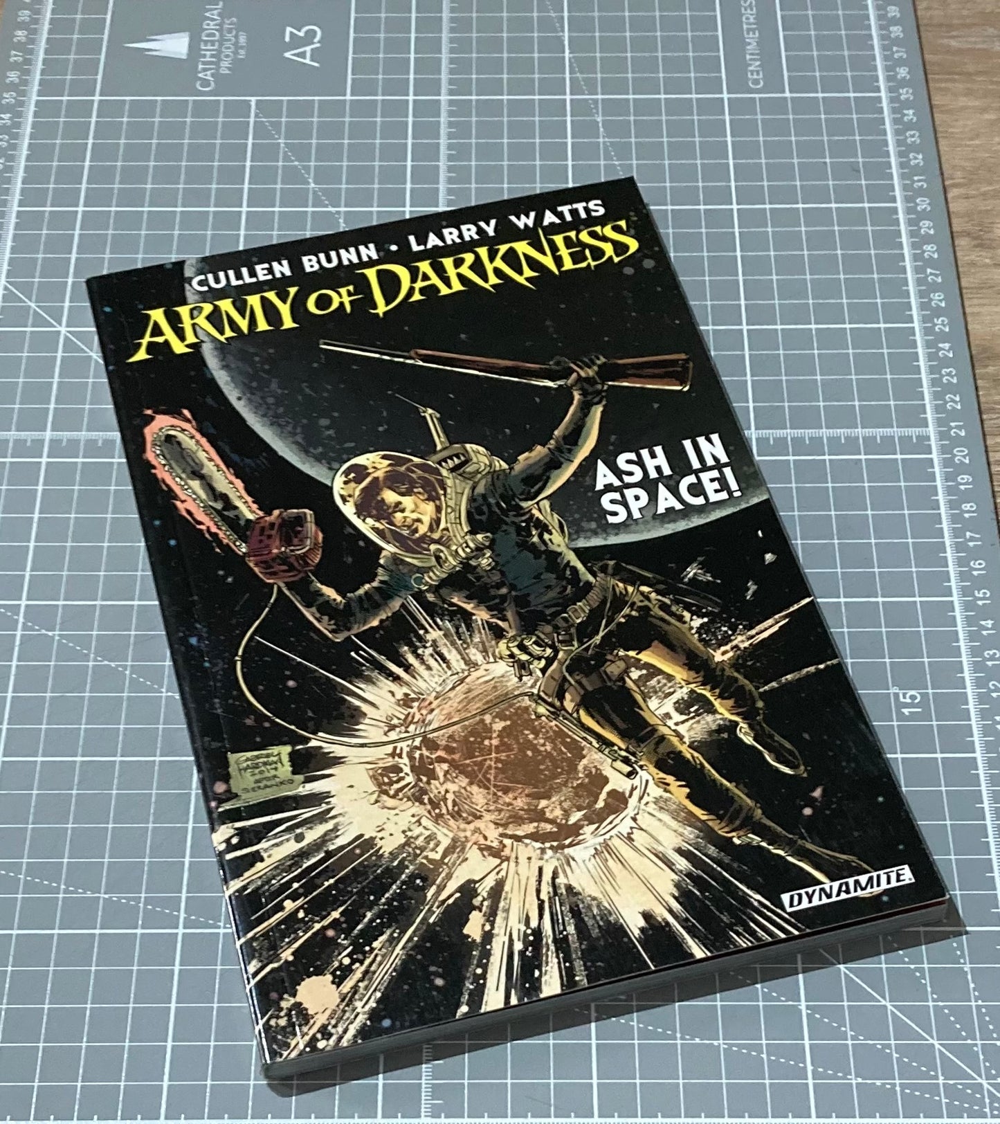 Army of Darkness: Ash In Space TPB