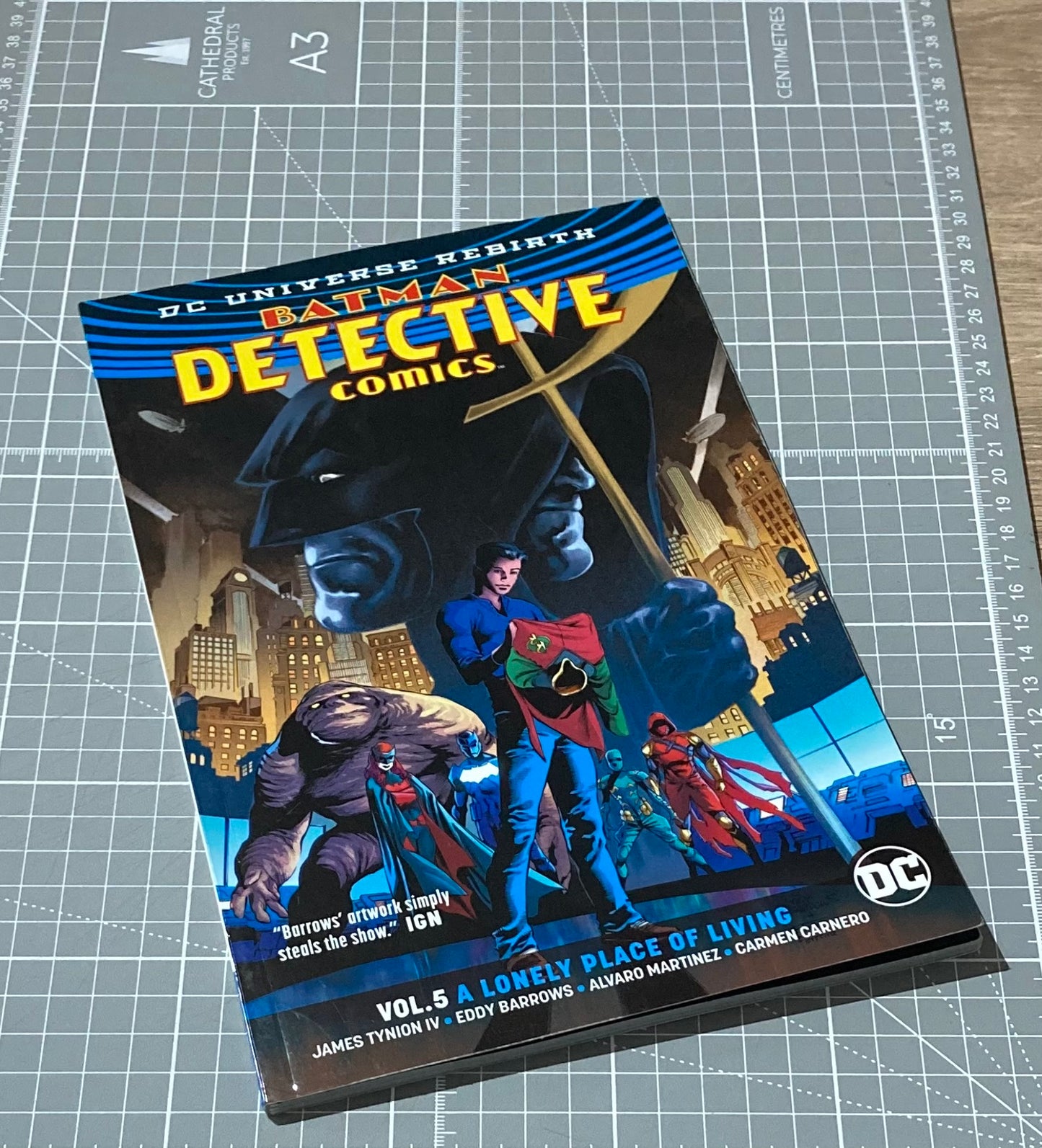Batman: Detective Comics Vol. 5: A Lonely Place of Living (Rebirth) TPB