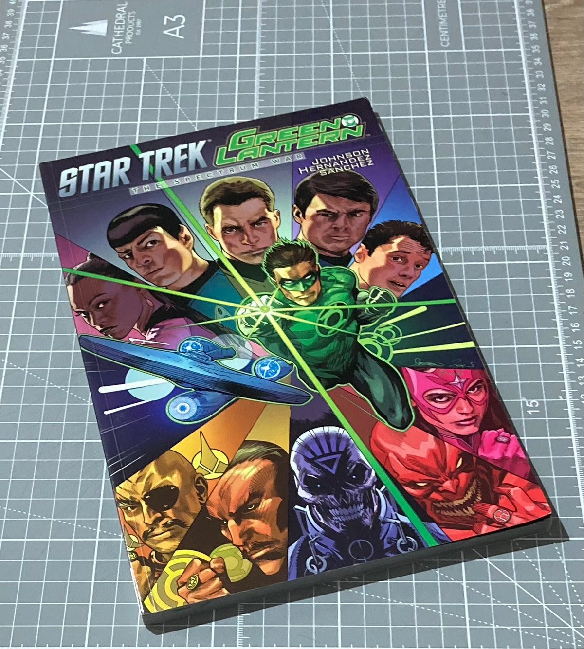 Star Trek/Green Lantern Vol. 1: The Spectrum War TPB