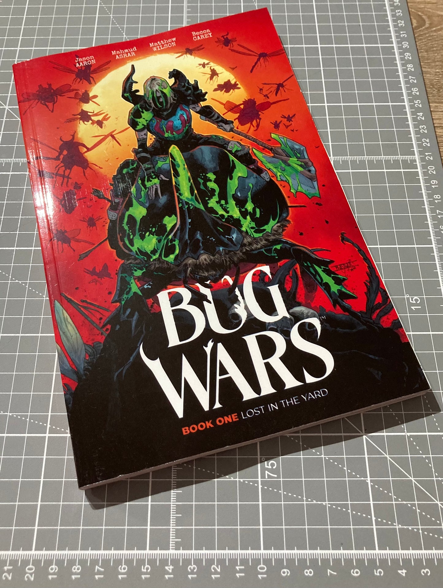 Bug Wars Book One: Lost in the Yard TPB