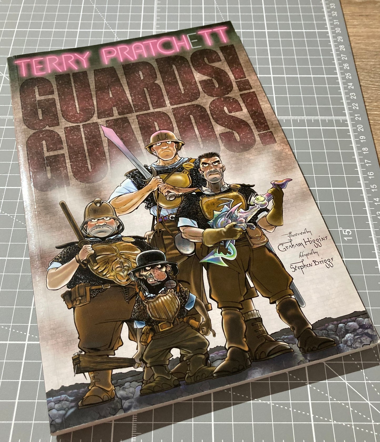 Terry Pratchett: Guards! Guards! TPB