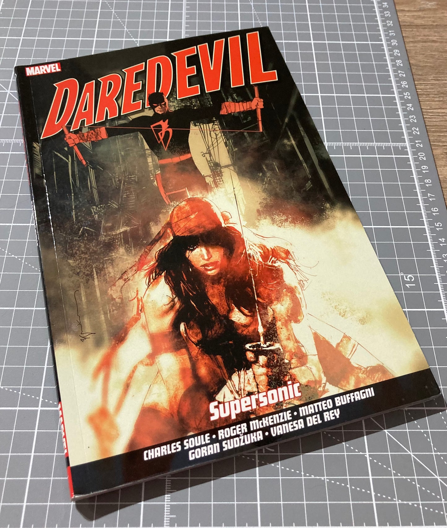 Daredevil Back in Black Vol. 2: Supersonic TPB Panini Edition.