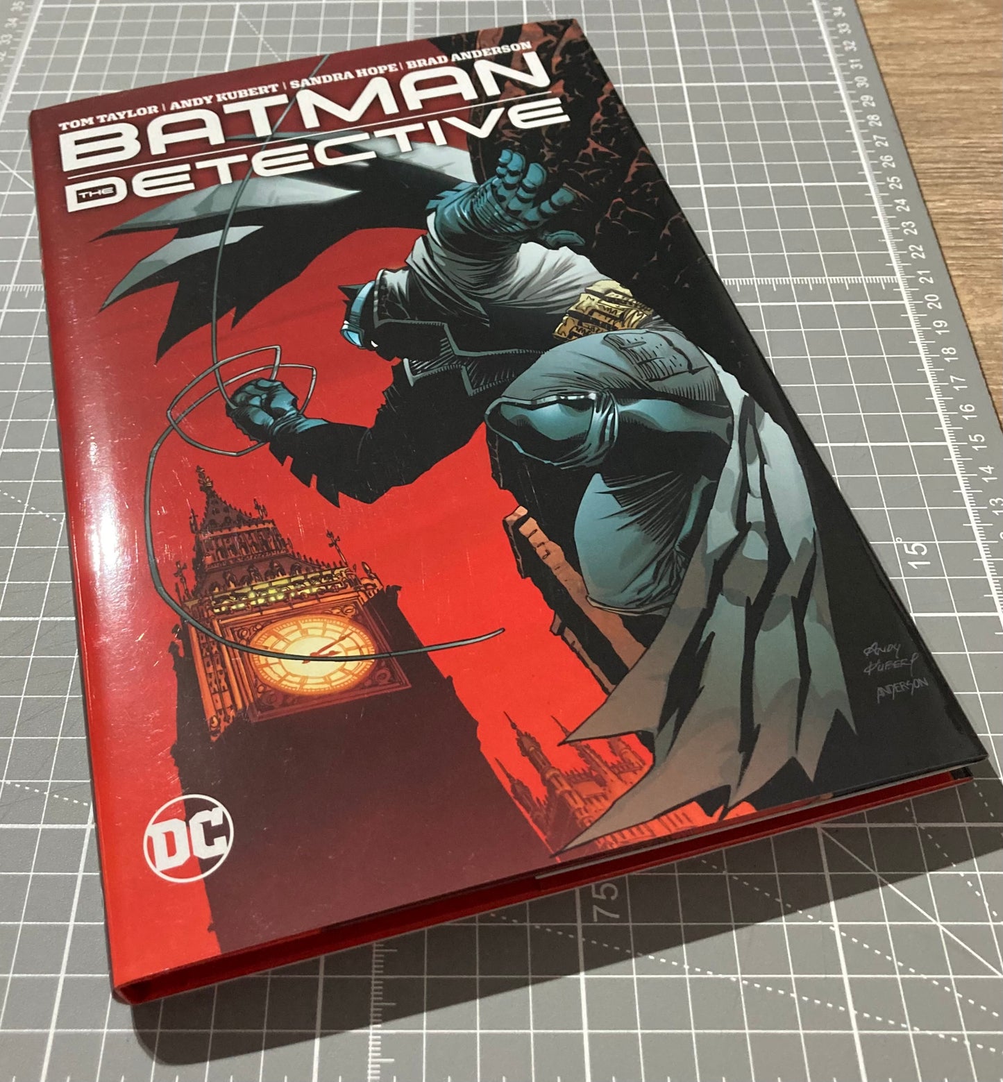 Batman: The Detective HC