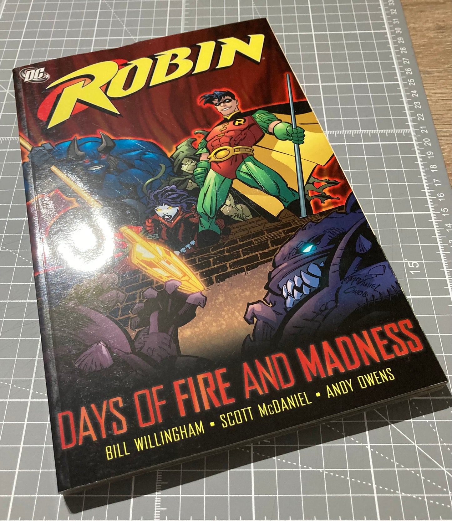 Robin: Days of Fire and Madness TPB