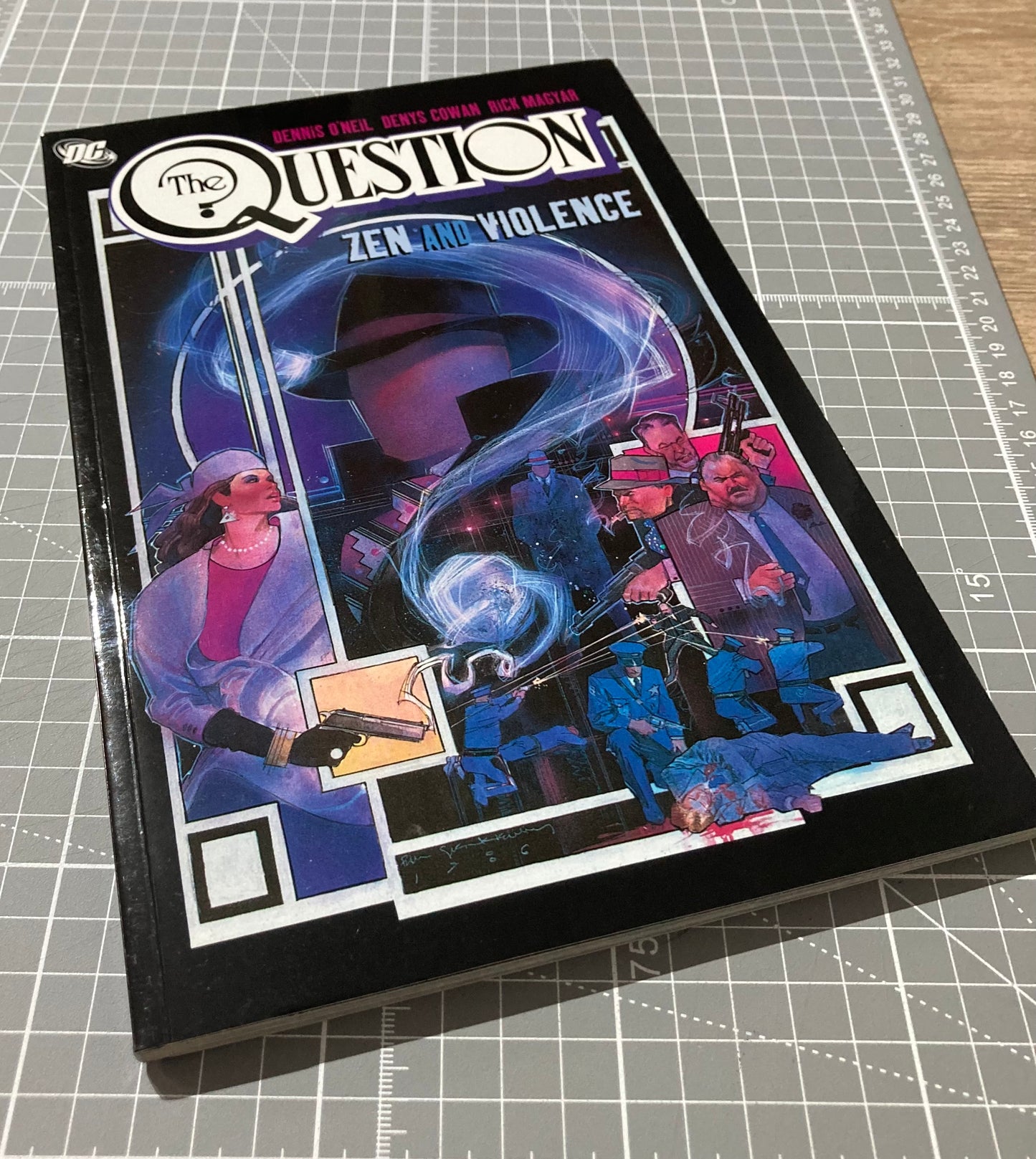 The Question Vol. 1: Zen and Violence TPB