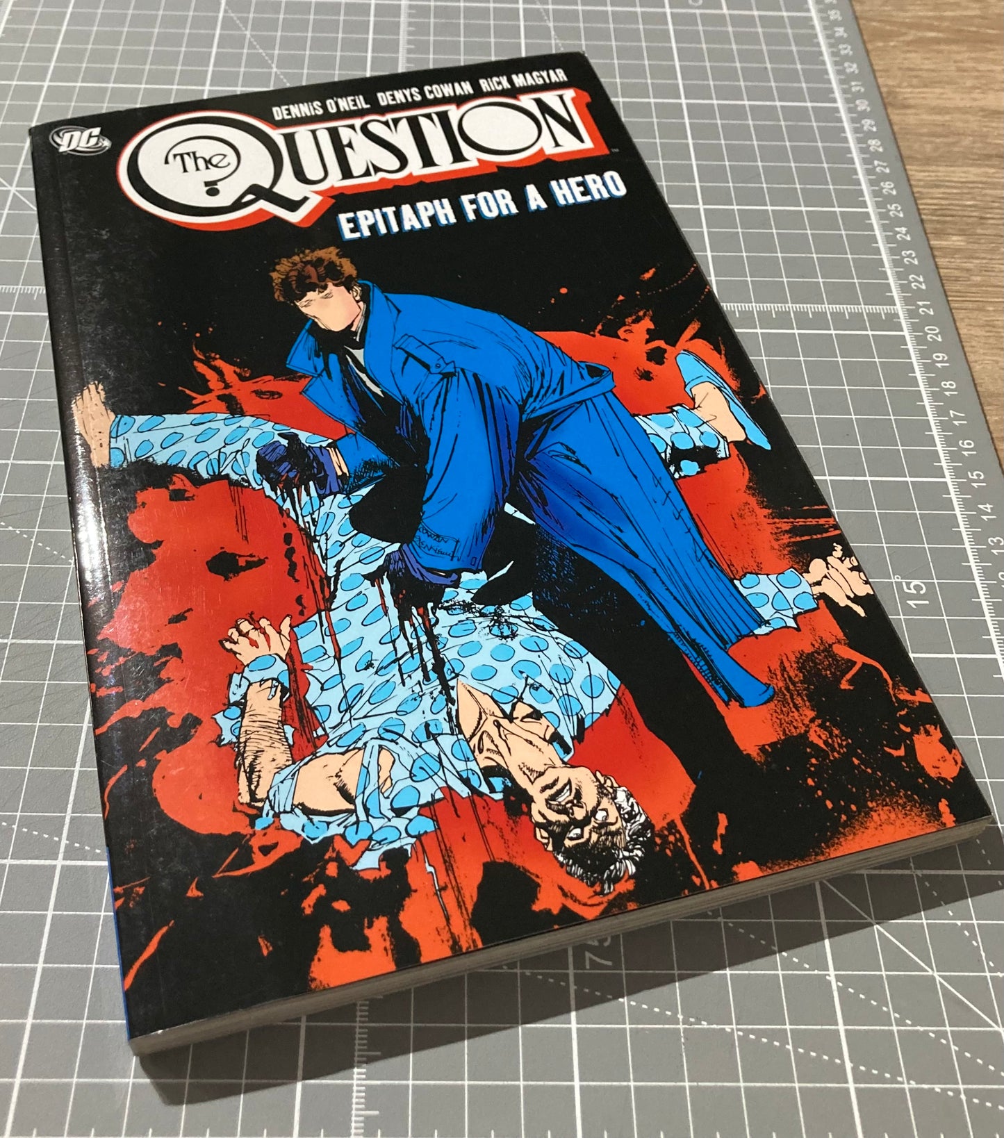The Question Vol. 3: Epitaph for a Hero TPB