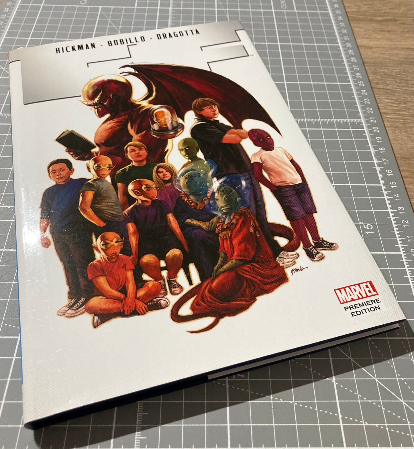 FF By Jonathan Hickman - Vol. 3 (Fantastic Four) HC