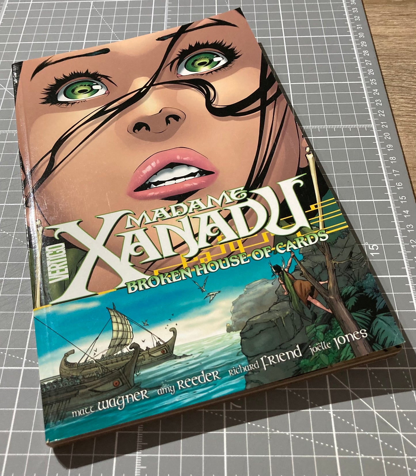 Madame Xanadu Vol. 3: Broken House Of Cards TPB