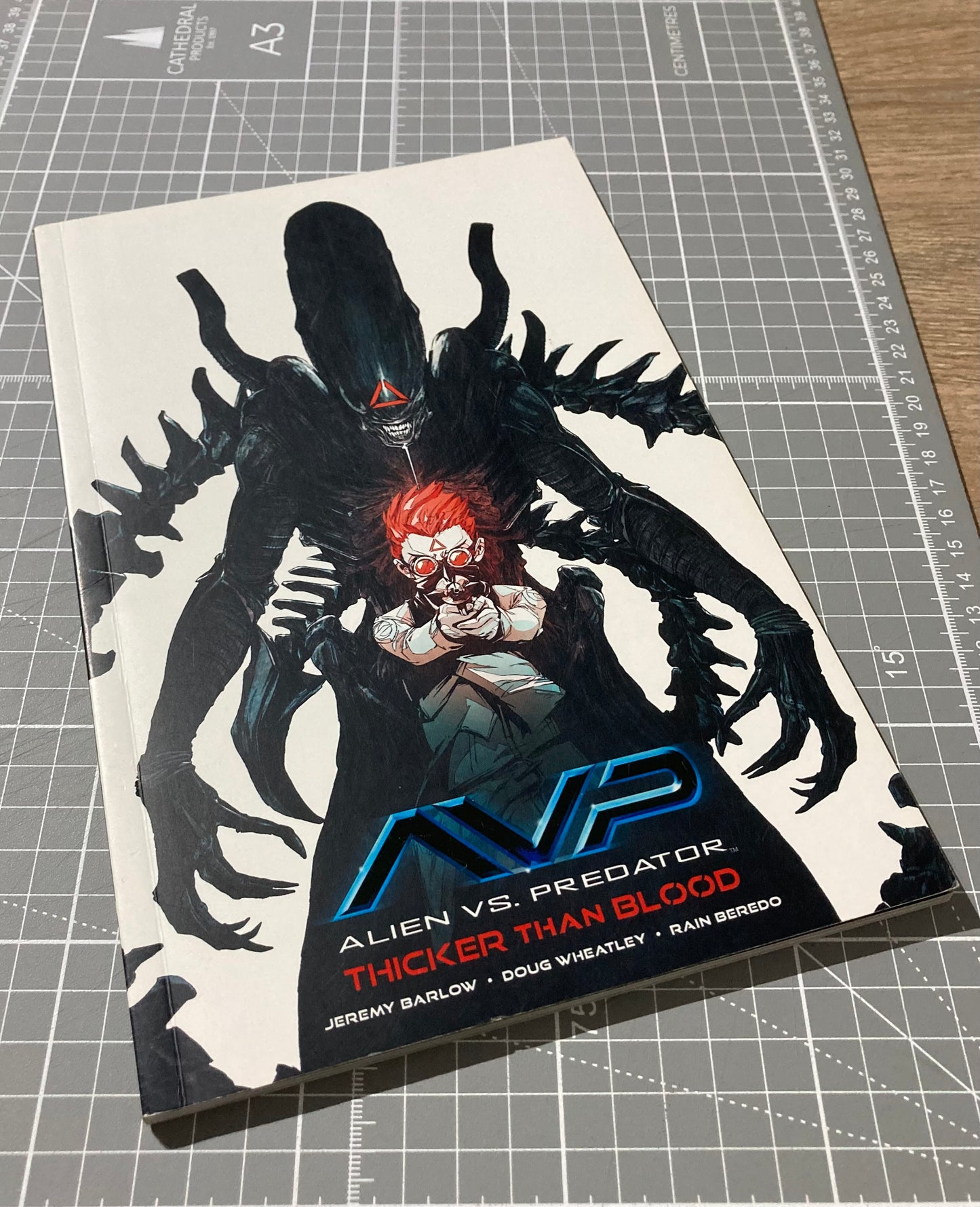 Alien vs. Predator: Thicker Than Blood TPB