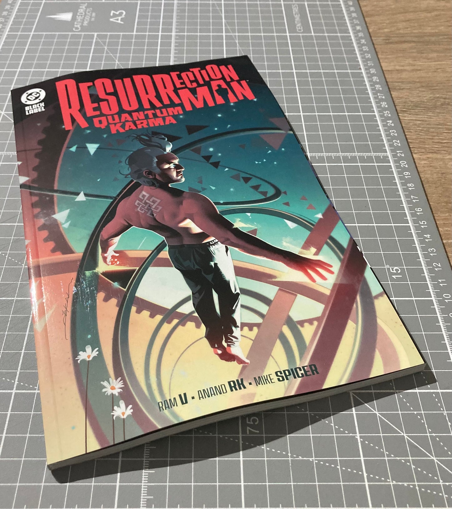 Resurrection Man: Quantum Karma TPB