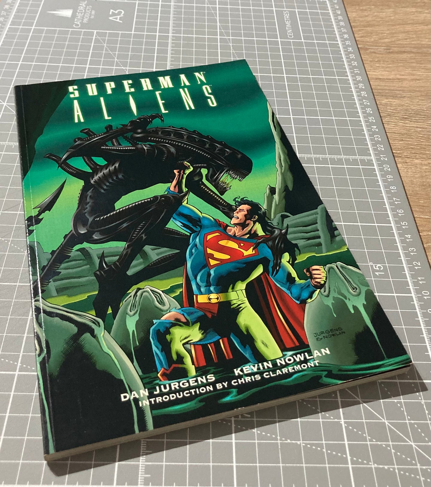 SUPERMAN VS. ALIENS TPB