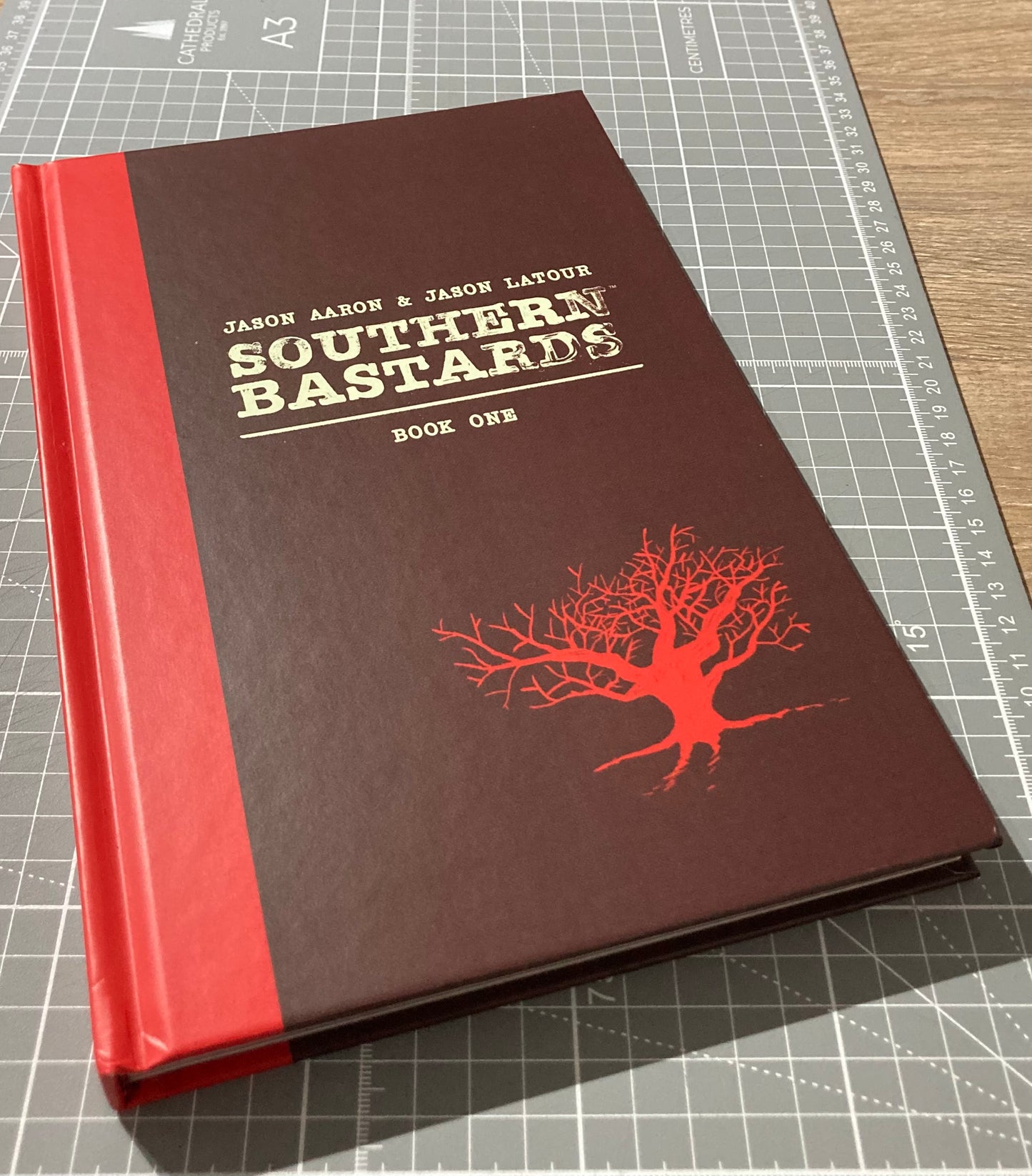Southern Bastards: Book One Premiere Edition OHC