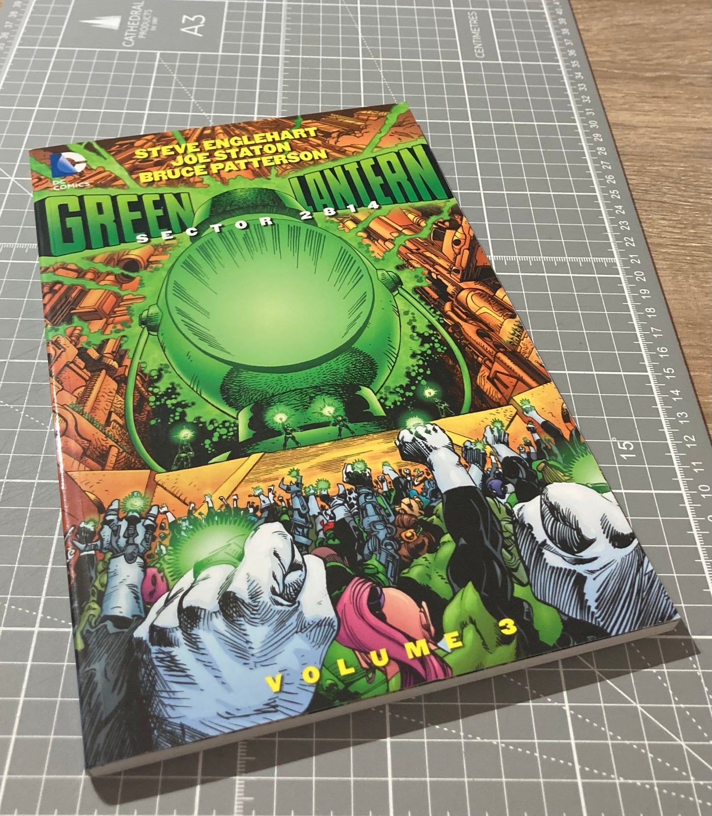 Green Lantern: Sector 2814 Volume 3 TPB