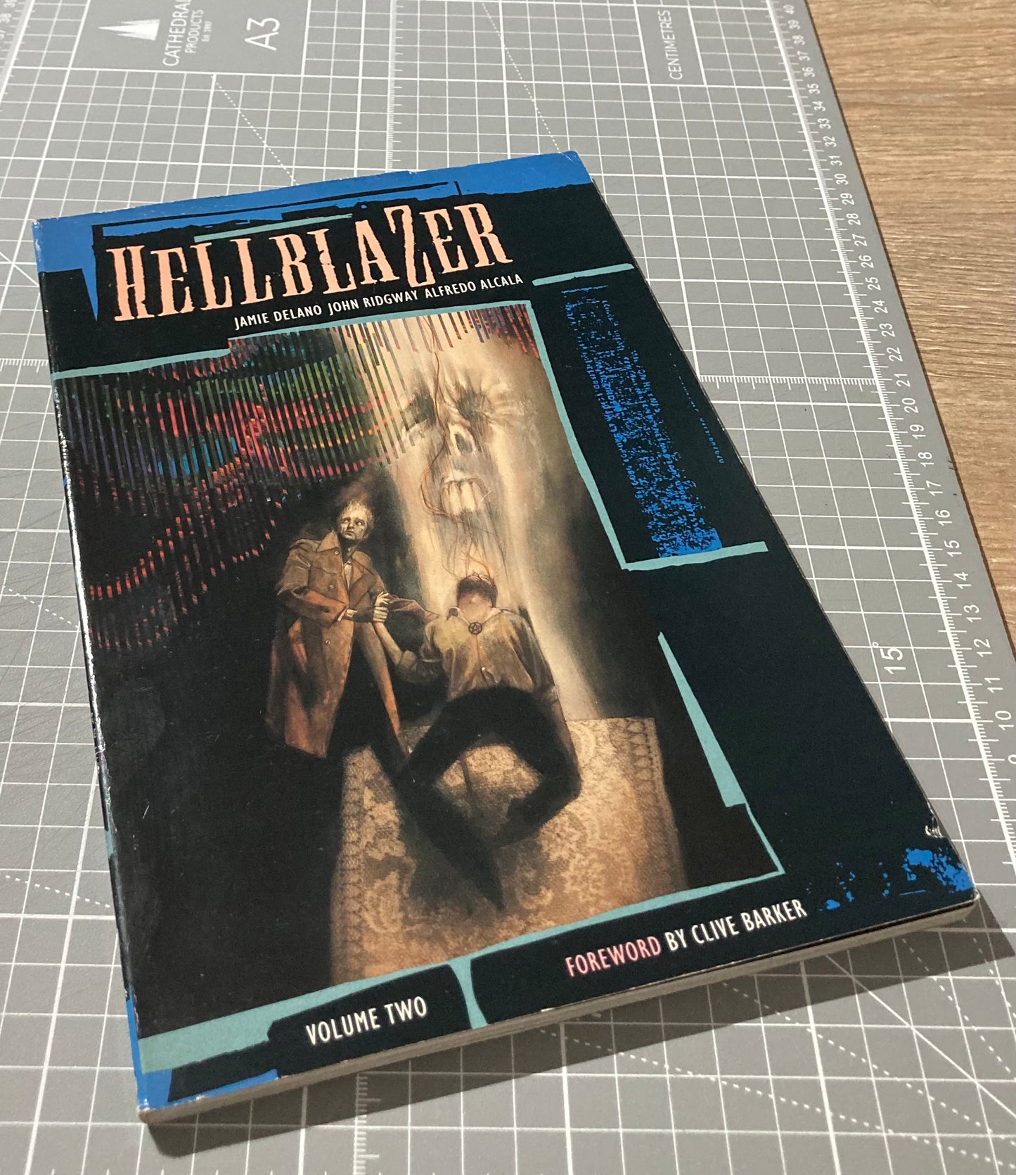 Hellblazer Volume Two (1989 B/W Titan Edition) TPB