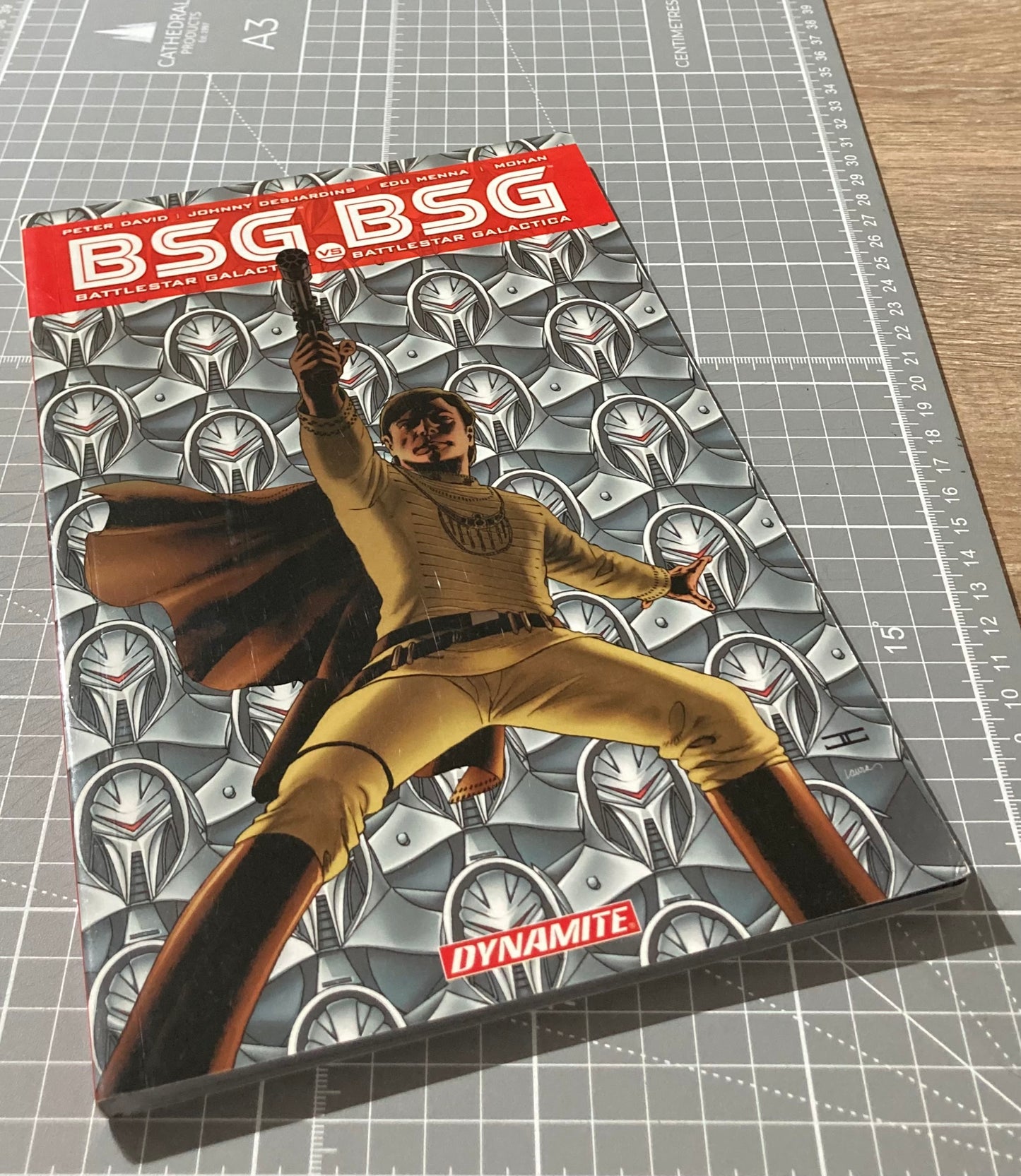 Battlestar Galactica Vs Battlestar Galactica TPB