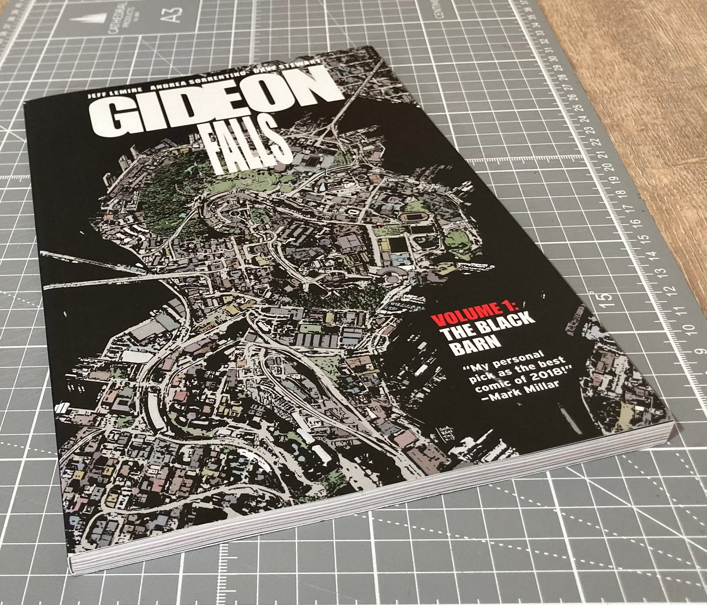 Gidion Falls Vol 1: The Black Barn TPB