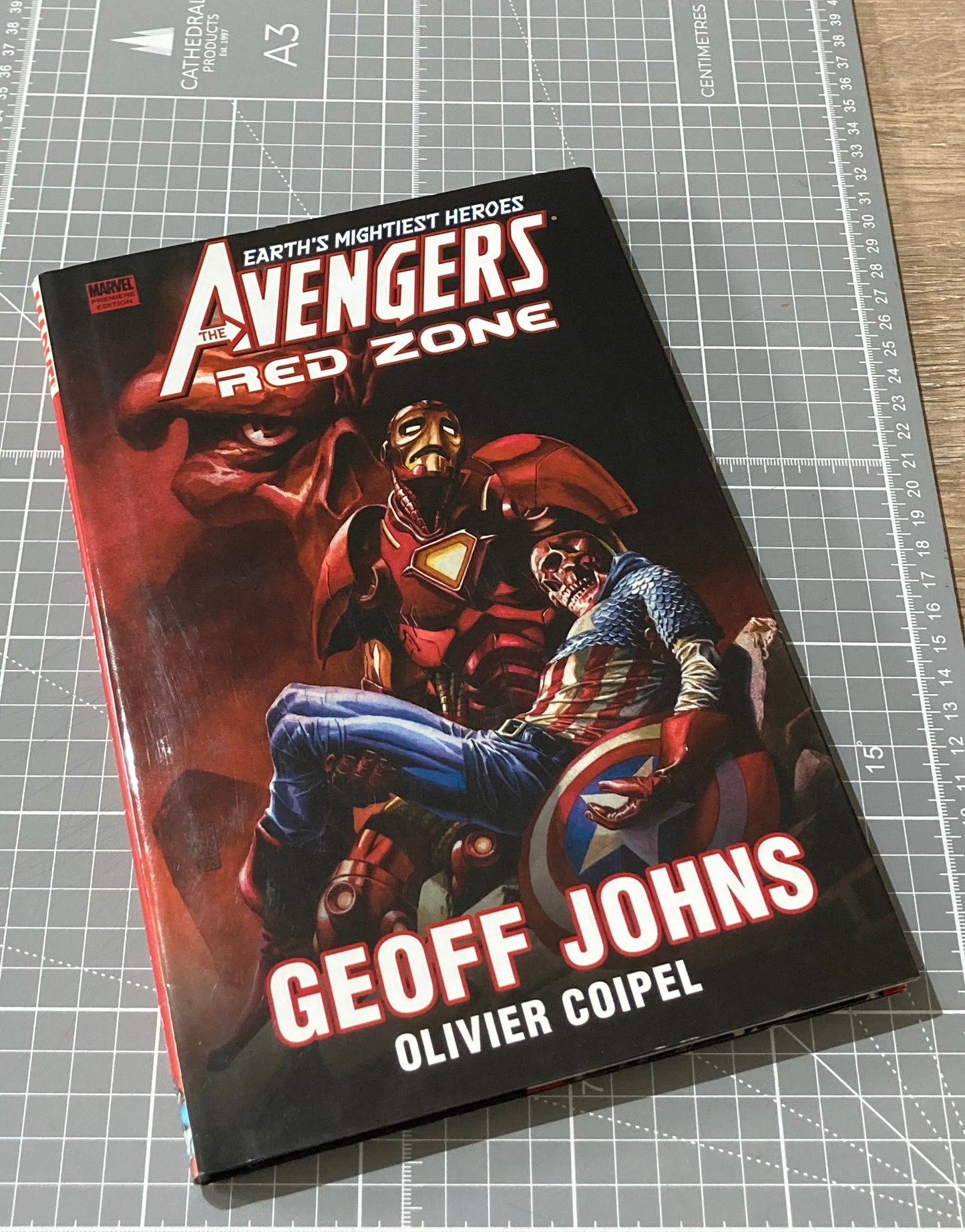 Avengers: Red Zone Premiere HC