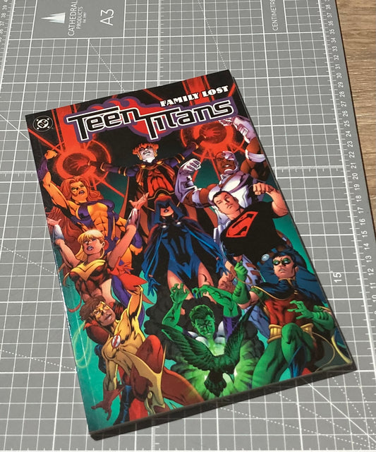 Teen Titans Vol. 2: Family Lost TPB
