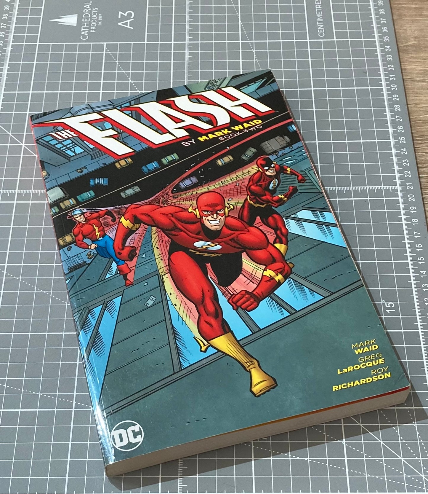 The Flash by Mark Waid: Book Two TPB