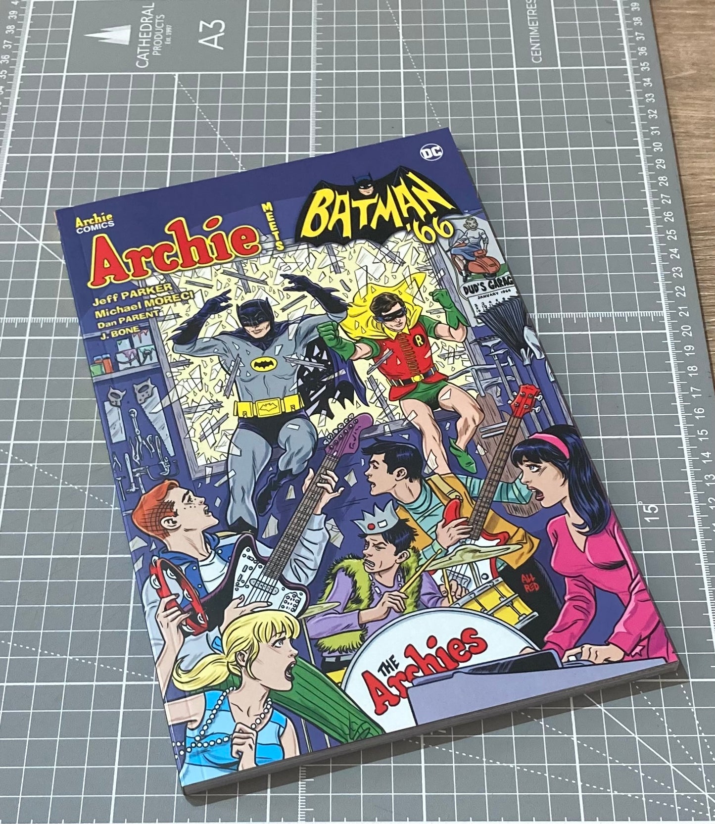 Archie Meets Batman '66 TPB